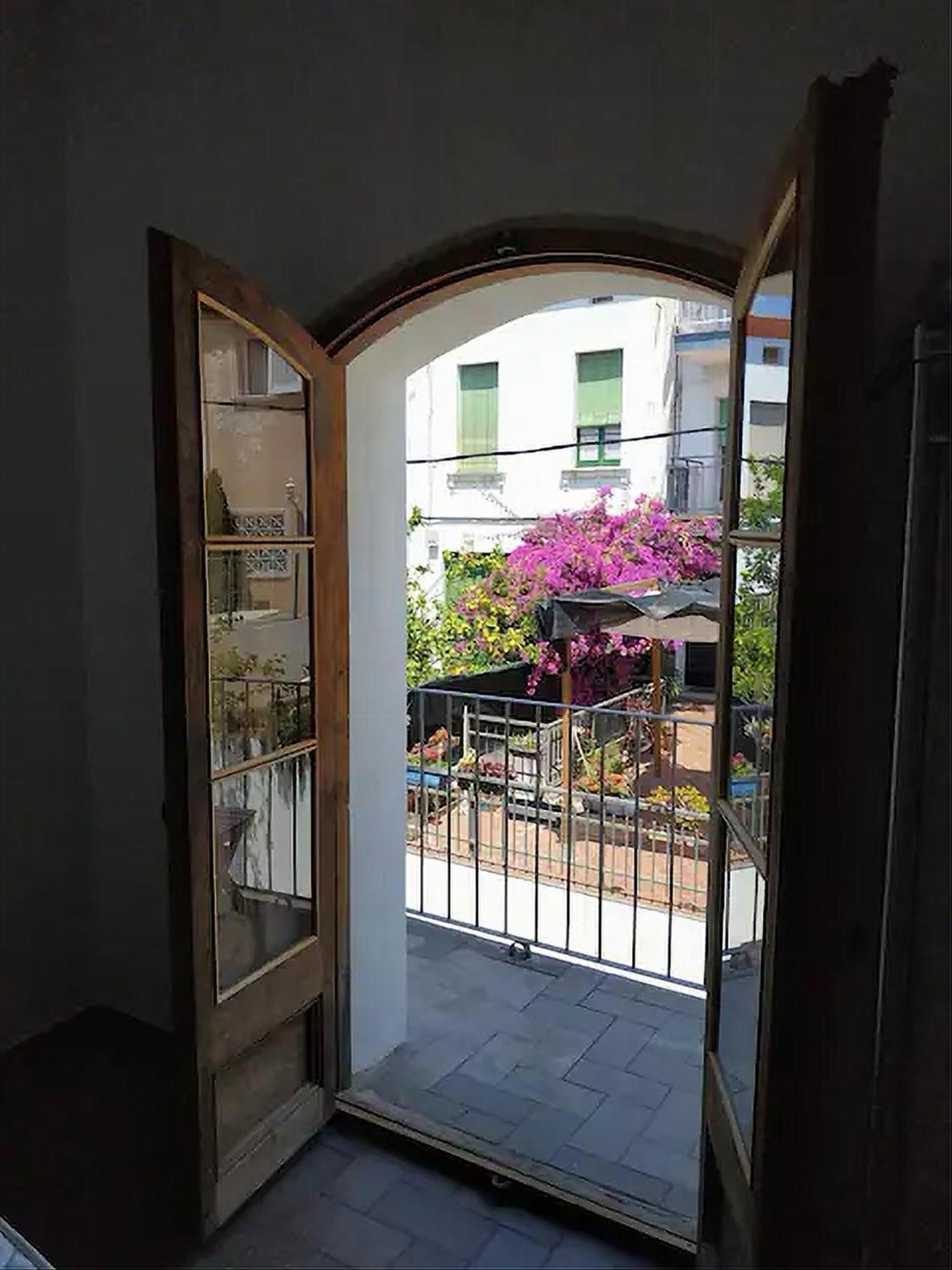 Apartamento De Diseno Cerca De Tren, Playa Y Bcn Masnou Exterior foto